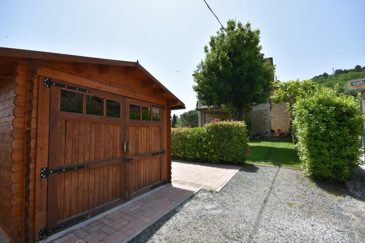 Apartament La Casa Di Chianni La Pieve Zewnętrze zdjęcie